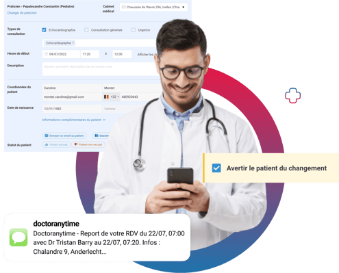 Médecin qui active une notification pour avertir son client par sms d'un changement d'horaire ou d'un rappel de rendez-vous